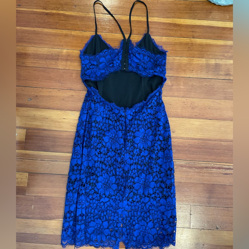 Dress - Picture 4 of 6